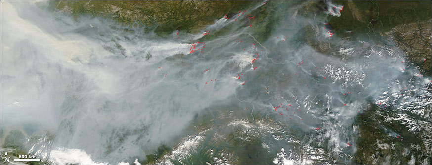 Satellite image of smoke and fires in Alaska during the summer of 2004